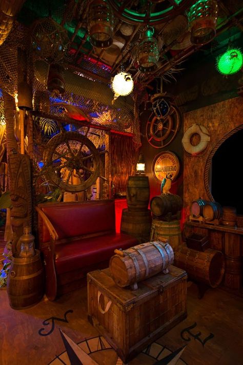 Tiki Bar Interior, Tiki Room Ideas, Pirate Aesthetic Room, Pirate Tavern Aesthetic, Pirate Bar Ideas, Pirate Interior, Pirate Restaurant, Tiki Aesthetic, Tiki Room Decor