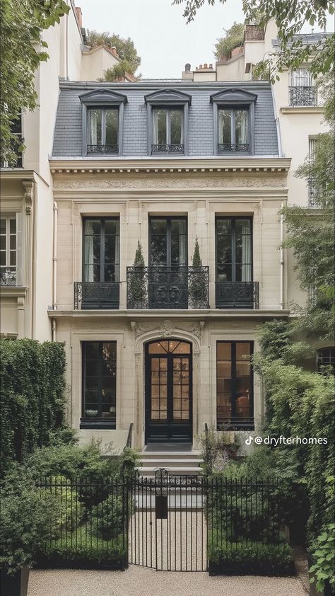 Aesthetic Townhouse Exterior, Small French Home Exterior, French Suburban House, French Stucco Home Exterior, Cafe With Apartment Above Exterior, French Townhouse Exterior, Chicago Townhouse Exterior, Melbourne House Exterior, Boston Brownstone Aesthetic