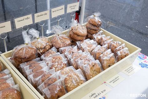 At the Reston Farmer's Market: Delicious Gluten-Free Baked Treats Farmers Market Food Display, Farmers Market Bakery, Bake Sale Displays, Market Bakery, Farmers Market Stand, Bake Sale Packaging, Farmers Market Booth, Farmers Market Display, Cookie Display