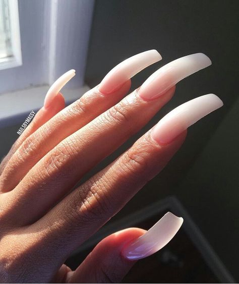 This is so pretty.  It's all acrylic, no polish. ❤️ Long White Nails, Designer Nails, Summer Acrylic, Curved Nails, Long Acrylic, Marble Nails, Square Acrylic Nails, Pedicures, Classy Nails