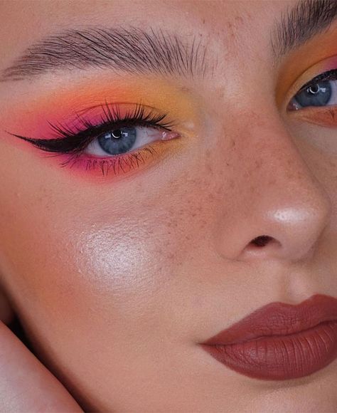 Orange Eyeshadow, Orange Makeup, Eye Makeup Looks, Bright Makeup, Orange Neon, Eye Makeup Pictures, Best Eye Makeup, Smink Inspiration, Eye Makeup Designs