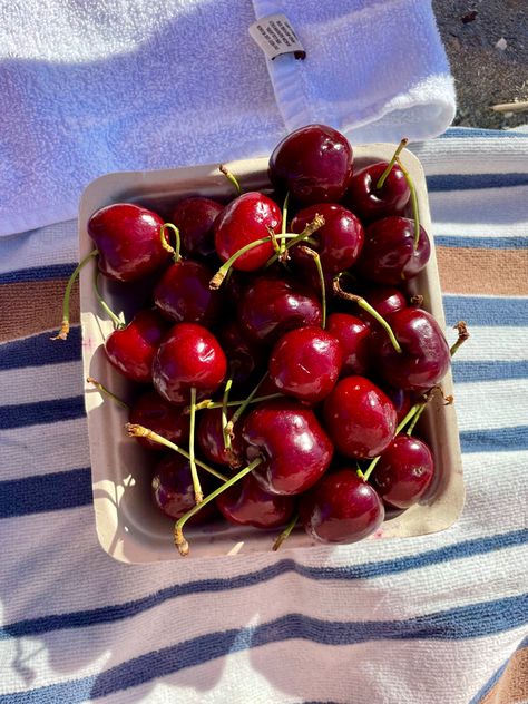 Cherry Pics, Italian Summer, Summer Feeling, Jolie Photo, Raw Vegan, Just Girl Things, Healthy Kids, Changing Seasons, Cute Food