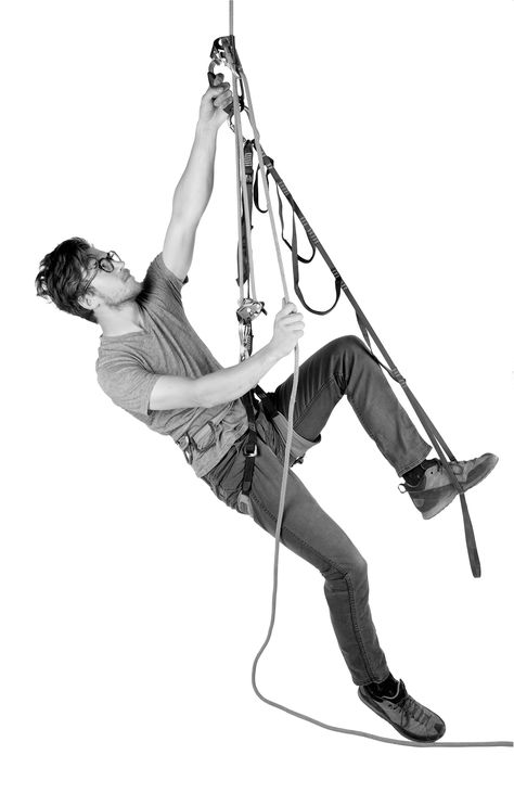 rope jugging Photoshoot With Rope, Action Reference, Climbing Technique, Thesis Ideas, Rope Climbing, Rope Knots, Climbing Gear, Pose References, Climbing Rope