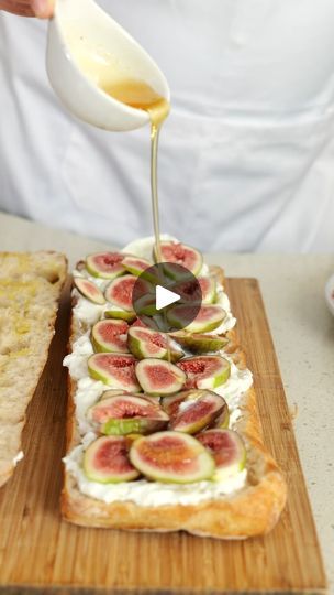 218K views · 5.6K reactions | Figs, Prosciutto and Burrata Panino! | Figs, Prosciutto and Burrata Panino! If there is a combination of flavors that I LOVE it is definitely the one between figs and Prosciutto! If you also... | By Vincenzo's Plate | Facebook Billy Parisi, Italian Sandwich, Party Food Appetizers, December 12, Appetizers For Party, I Love It, Party Food, Italian Recipes, Appetizer