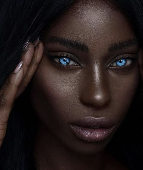 Tamara Williams, Woman With Blue Eyes, Windows To The Soul, Dark Skin Beauty, Light Eyes, Stunning Eyes, Gorgeous Eyes, Dark Skin Women, Pretty Eyes