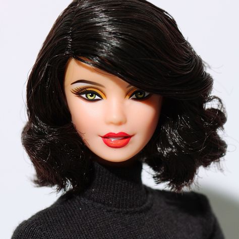 Flipped Hair, Barbies Dolls, Barbie Pictures, Hair Dolls, Barbie Hairstyle, Doll Scenes, Barbie Mattel, Barbie Hair, Dolls Fashion