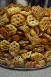 Honeycomb in chex mix? Salty sweet possibility. Ranch Chex Mix, Chex Mix Recipes, Snack Mix Recipes, Turnips, Chex Mix, Hawaiian Food, Snack Mix, Beignets, Pretzels