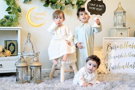 Eid Family Photoshoot, Ramadan Photoshoot, Eid Family, Eid Photoshoot, Ramadan Ideas, Eid Ideas, Eid Photoshoot Ideas, Ramadan Photos, Eid Photos