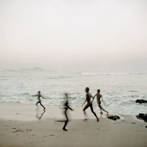 Classic Photographers, Movement Pictures, Slow Shutter, Abstract Portrait, Aesthetic Images, Best Photographers, Photojournalism, Color Photography, Ghana