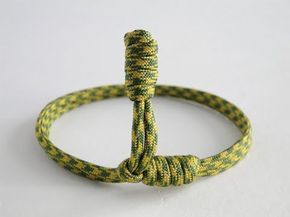 Friendship Bracelet Diy, Rattlesnake Rattle, Button Knot, Paracord Braids, Diy Friendship Bracelet, Paracord Bracelet Diy, Paracord Diy, Paracord Tutorial, Paracord Knots