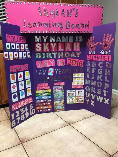 Diy Preschool Learning Board, Diy Kindergarten Learning Charts, Learning Boards Preschool, Diy Learning Board Toddlers, Learning Boards For Kindergarten, Pre K Learning Board, Learning Wall At Home, Learning Board For Kindergarten, Learning Wall For Toddlers At Home