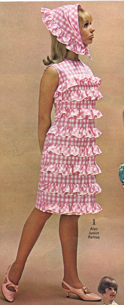 Spiegel catalog 60s checks plaid pink white ruffle dress scarf sheath shift model print ad 60s Fashion Icons, Spiegel Catalog, Fashion 60s, 60s Print, 1960 Fashion, 60s 70s Fashion, 60s And 70s Fashion, Fashion 1960s, Fur Coat Vintage