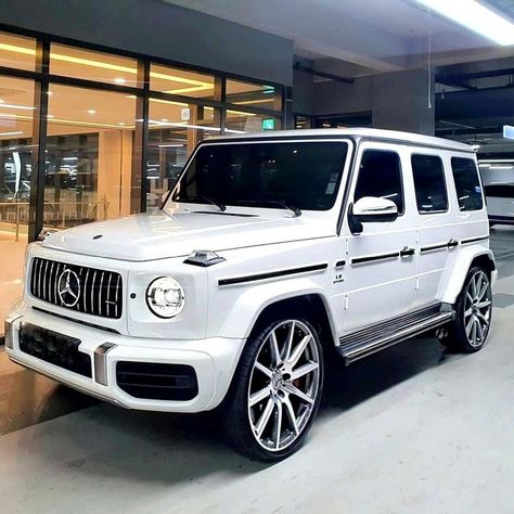 2023 G63 Amg, White Luxury Cars, G Wagon White, Mercedes G Wagon White, White G Wagon, Mercedes Jeep, Mercedes Benz World, White Jeep, Dream Cars Mercedes