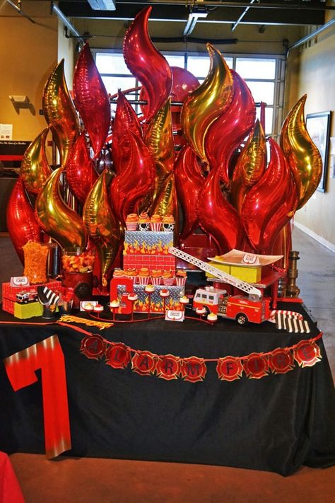 Best Fireman Birthday Party Ideas Fire Party Decorations, Firefighter Retirement Party Ideas, Fire Engine Birthday Party, Fireman Sam Birthday Party, Firefighter Birthday Party, Fire Engine Birthday, Fire Party, Fire Balloon, Birthday Party Table Decorations