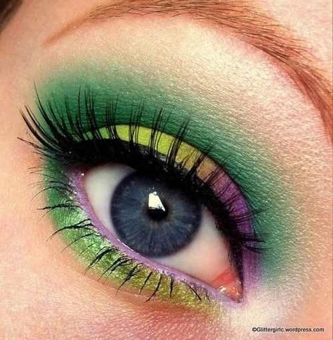 Gorgeous green eyeshadow with a pop of yellow and pink... #houseoffraser Turtle Makeup, Mardi Gras Makeup, Purple Cake, Green Eyeshadow, Ninja Turtle, I Love Makeup, Makeup Geek, Eye Make, Pretty Eyes