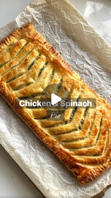 Chicken Spinach Puff Pastry Recipes, Plain Food Recipes, Chicken And Spinach Pie, Puff Pastry Chicken Pie, Chicken Pie Recipe Easy Puff Pastries, Recipes With Nutmeg, Chicken Pastry Recipe, Chicken Puff Pastry Recipes, Chicken Pie Recipes