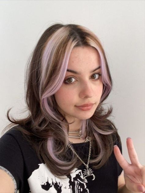 Brown And Pastel Purple Hair, Brown Hair Pastel Highlights, Pastel Highlights In Brown Hair, Brown Hair Pastel Pink Highlights, Lilac Purple Hair Highlights, Pink And Blonde Streaks, Light Pink Streaks In Black Hair, Brown Hair With Pastel Highlights, Light Purple Streaks In Brown Hair