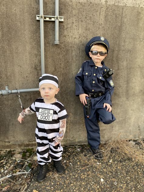 Halloween Costume Brothers, Kids Halloween Costumes For Boys, Cops And Robbers Costume, Brother Halloween Costumes, Convict Costume, Halloween Prisoner Costume, Sheriff Costume, Boys Halloween Costumes Diy