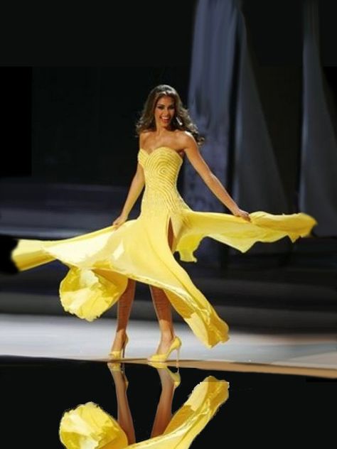 Miss Universe 2008, Yellow Gowns, Miss Universe Gowns, Yellow Pictures, Dayana Mendoza, Pageant Queen, Miss Venezuela, Pageant Gowns, Miss Universe