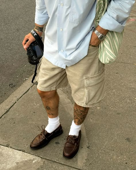 ☀️ Men In Loafers, Style Inspo Men, Mens Minimalist Fashion, Men Shorts Outfit, Summer Fashion Shorts, Rich Guy, Men Summer Fashion, Spring Time Outfits, Mens Dress Outfits