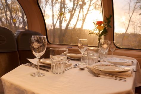 Dinner on the Train - Cuyahoga Valley Scenic Railroad Things To Do In Ohio, Snow Trails, Dinner Train, Mystery Train, California Zephyr, Scenic Train Rides, Scenic Railroads, Train Tour, Rail Car