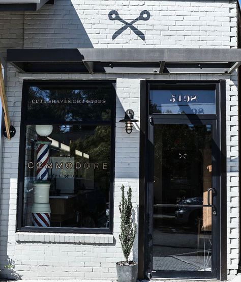 Barbershop Design Exterior, Mini Barbershop Design, Barber Shop Exterior, Barbershop Exterior, Small Barber Shop Ideas, Hair Studio Ideas, Modern Barber Shop, Barbershop Design Interior, Industrial Facade