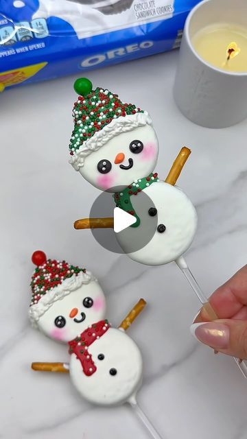 Maria Gomez, Fun Holiday Treats, Christmas Sweet Treats, Christmas Candy Gifts, Christmas Candy Recipes, Oreo Pops, Feeding America, Christmas Food Desserts, Xmas Cookies