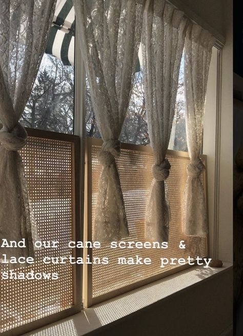 Decorative Window Film Bathroom, Rattan Window Treatments, Privacy Screen Window Ideas, Rattan Window Screen, Diy Window Privacy Screen, Sun Porch Window Treatments, Curtain On Door Window, Cane Privacy Screen Window, Diy Cane Window Screen