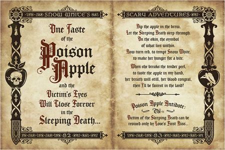 Disney Villain Party, Snow White Poison Apple, Halloween Spell Book, Halloween Spells, Halloween Apothecary, Potion Labels, Snow White Party, Sette Nani, Halloween Potions