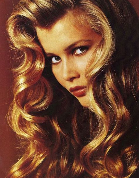 Claudia Schiffer Vogue Supermodels, Claudia Schiffer 90s, Estelle Lefébure, Original Supermodels, 90s Supermodels, Natalia Vodianova, 90s Models, Lily Aldridge, Claudia Schiffer