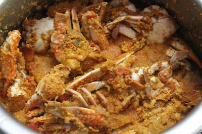 Crab Sukka/ Kurle Sukke - An amazing spicy crab delicacy Crab Sukka, Konkani Recipes, Seafood Stuffed Shells, Spicy Crab, Tamarind Paste, Following Directions, Fried Onions, Thai Food, Culinary Arts