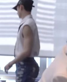 #straykids #bangchan Bangchan Back Muscles, Bangchan Buttocks, Bang Chan Gyattt, Bangchan Standing, Bangchan Gyattt, Bangchan Compression Shirt, Bangchan Back, Bangchans Cake, Bangchan Waking Up