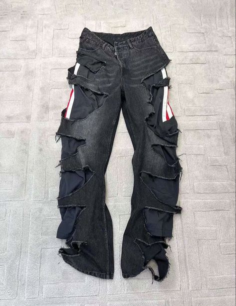 Tattered Pants, Cloth Pieces, Balenciaga Jeans, Brand Ideas, Image Swag, Fits Clothes, Fashion Aesthetics, Boys Wear, Male Fashion