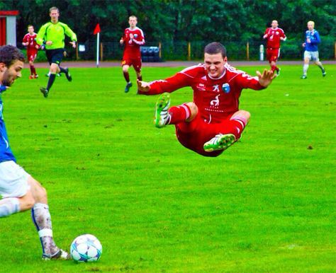 Sunday league football Sunday League Football, Grassroots Football, Sunday League, Football Photography, Youth Football, Soccer Coaching, Kids Soccer, Football Kids, Red Card