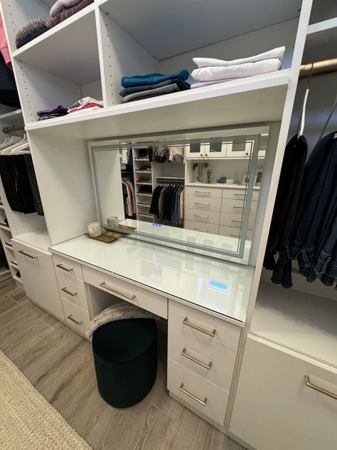 Makeup Room In Closet, Closet Organization With Vanity, Walkin Closet With Makeup Vanity, Small Walkin Closet With Vanity, Walk In Closet With Makeup Vanity, Built In Makeup Vanity In Closet, Vanity In Closet Walk In, Closet With Makeup Vanity Luxe, Small Walk In Closet With Vanity