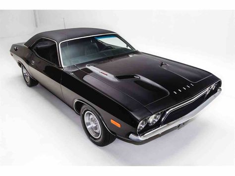 1974 Dodge Challenger, Dodge Challenger Black, Dodge Challenger 1970, Detroit Cars, Black Mustang, Challenger Rt, Dodge Vehicles, Black Bucket, Des Moines Iowa