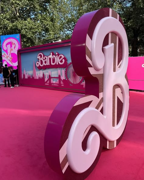 Barbie Movie Premiere, Directed By Greta Gerwig, Pink Event, Cowgirl Bedroom, Barbie Movie 2023, Barbie Film, Real Life Barbie, 2023 Board, Barbie 2023