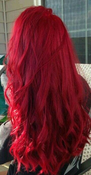 Red hair Bright Red Hair Dye, Dark Red Hair Dye, Red Hair Inspo, Dyed Red Hair, Dark Red Hair, Bright Red Hair, Hair Red, Red Hair Color, Hair Inspiration Color