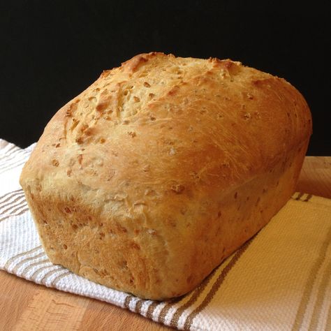 Leftover Oatmeal Bread - Get the Good Stuff Leftover Oatmeal, Oatmeal Bread Recipe, Oat Bread Recipe, Steel Cut Oatmeal, Oatmeal Bread, No Rise Bread, Baked Rolls, Steel Cut Oats, Baking Bread