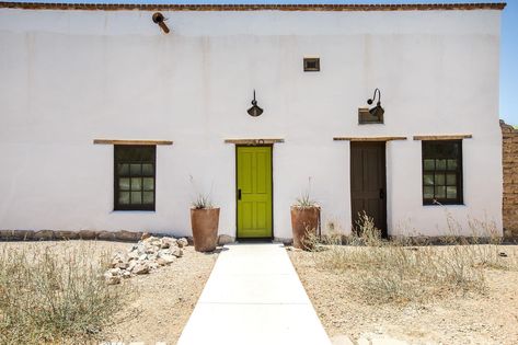 Diane Keaton buys a home in Tucson Adobe Casita Guest Houses, Dianne Keaton Home, Tucson Aesthetic, Diane Keaton Home, Adobe Exterior, Desert Lifestyle, Tucson Homes, Dianne Keaton, Tucson Style