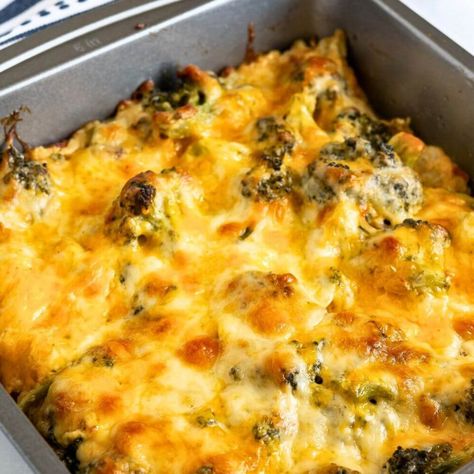 Loaded Broccoli Casserole - Yummy and fully Cassarole Meals, Broccoli Cheese Casserole Recipe, Loaded Broccoli, Baked Cabbage, Broccoli Recipes Casserole, Beef Steak Recipes, Broccoli Soup Recipes, Comfort Soup Recipes, Healthy Vegetable Recipes