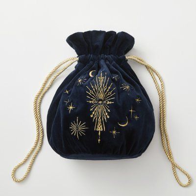 Potli Bag, Pola Sulam, Potli Bags, 자수 디자인, Velvet Bag, Embroidery Inspiration, Bags Fashion, Trendy Accessories, Embroidery Ideas