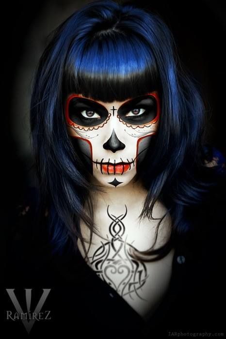 DDLM Mexican Wallpaper, Skull Face Paint, Sugar Skull Face, Dead Makeup, Day Of Dead, Day Of The Dead Art, Sugar Skull Makeup, Linda Hallberg, Halloween Makeup Scary