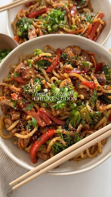 Easy Noodles, Noodles Dinner, Chicken Udon, One Pan Recipe, Dinner Noodles, Udon Recipe, Honey Chipotle Chicken, Digital Cookbook, Honey Chipotle