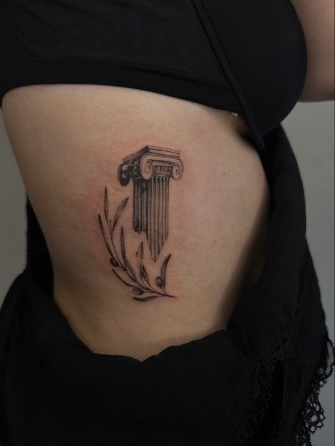 Tattoo Ideas Historical, Roman Temple Tattoo, Greek Collums Tattoo, Roman Head Tattoo, Simple Greece Tattoo, Greek Key Tattoo Women, Greek Inspired Tattoos For Women, Ancient Roman Tattoo Ideas, Greek Back Tattoo Women