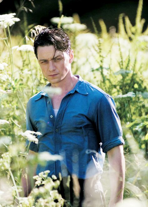 Atonement (2007) #joewright #ianmcewan #jamesmcavoy Atonement Movie, Devon Sawa, Ian Mcewan, Scottish Actors, Charles Xavier, Atonement, James Mcavoy, Michael Fassbender, Man Crush