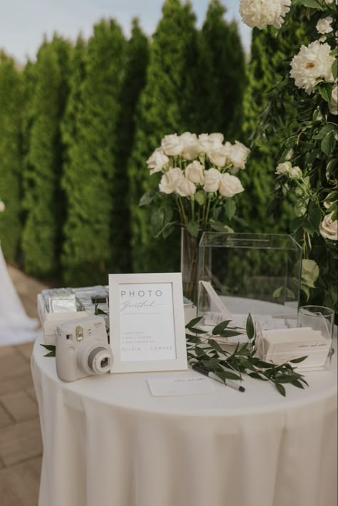 Simple Elegance Wedding Decorations, Wedding Table Of Bride And Groom, Timeless Simple Wedding Decor, Engagement Photos Wedding Display, Groom And Bride Table Decoration Ideas, Modern Wedding Aesthetic Decor, Simple White Sweetheart Table, Outdoor Modern Wedding, White Themed Bridal Shower Ideas