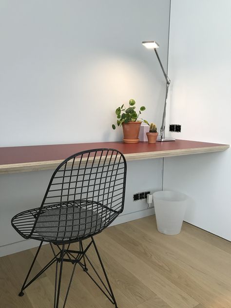 Floating Plywood Desk, Floating Desk Diy, Floating Desks, Plywood Desk, Study Wall, Long Desk, Floating Desk, Desk Inspiration, White Office