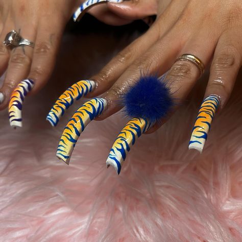 Fill+Freestyle on this curvy set ! 💙🐯 | Instagram Curvy Nails, La Nails, Dope Nail Designs, January 10, Dope Nails, Nail Artist, Winter Nails, Spring Nails, Follow For More