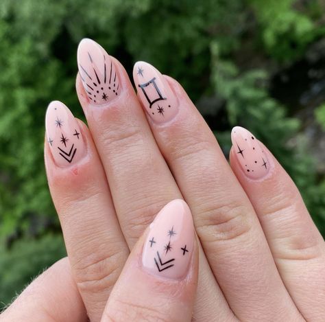 Witch Nails, Boho Nails, Witchy Nails, Art Designs Ideas, Subtle Nails, Get Nails, Nail Nail, Design Nail, Minimalist Nails